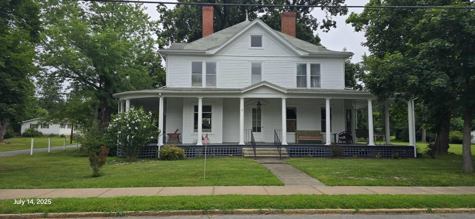 Property Photo:  192 Clay St Street  WV 24910 