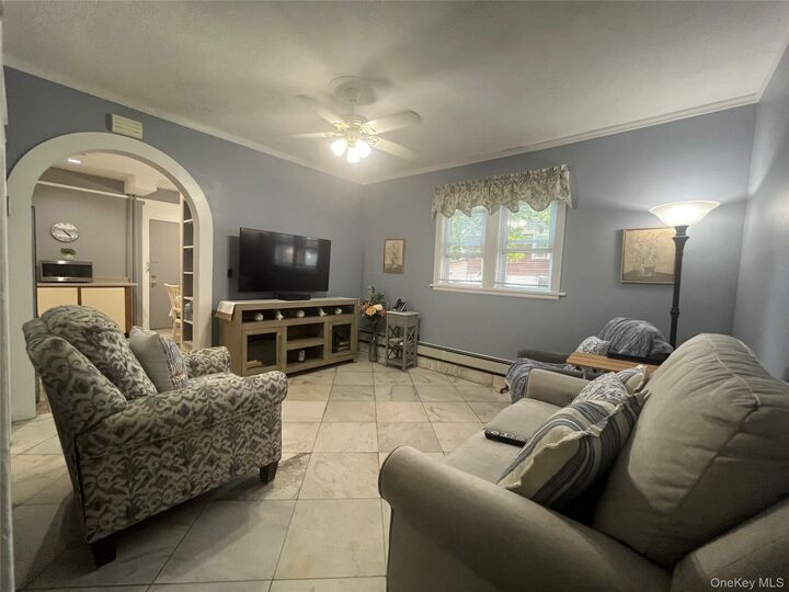 Property Photo:  2201 Palmer Avenue  NY 10475 
