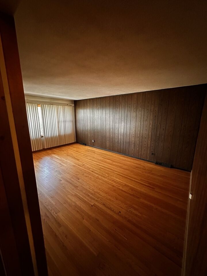 Property Photo: 14417 Dorchester Avenue IL 60419