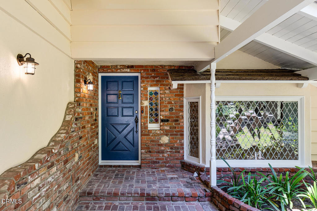 Property Photo: 2058 Lyans Drive CA 91011