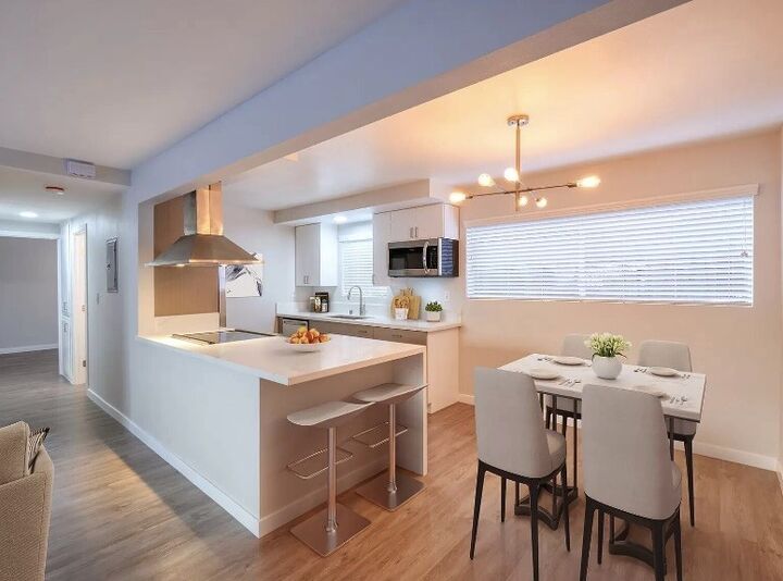 Property Photo:  1207 Beryl Street C  CA 90277 