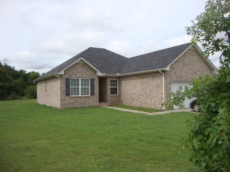 Property Photo: 2714 Abston Ct TN 37037