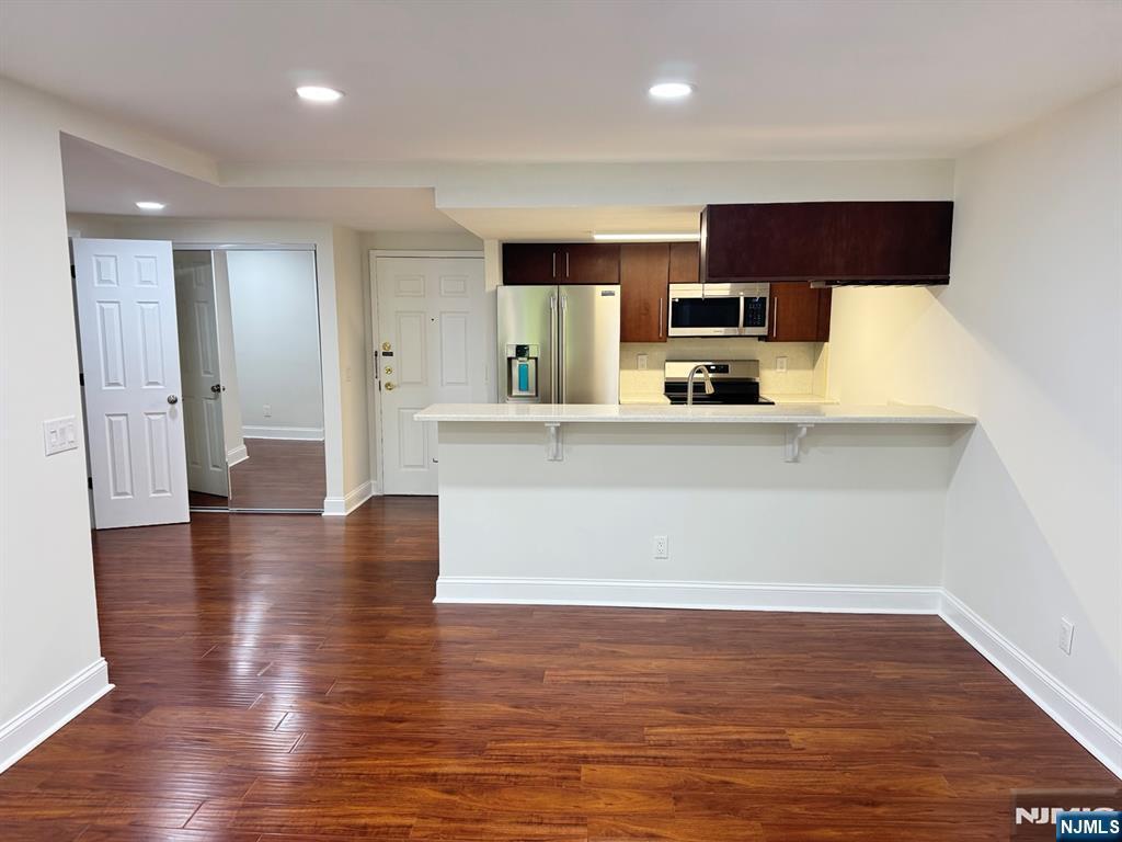 Property Photo:  55 Clinton Place 502  NJ 07601 