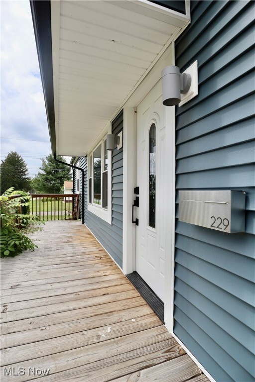 Property Photo: 229 High Avenue OH 44446