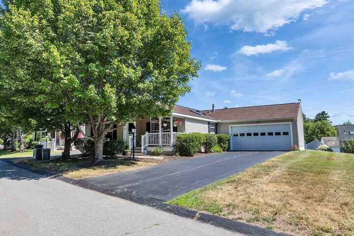 Property Photo: 239 Victorian Way NH 03104
