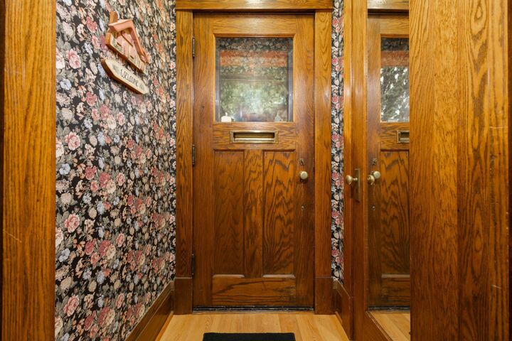 Property Photo:  418 W Vernon Avenue  MN 56537 