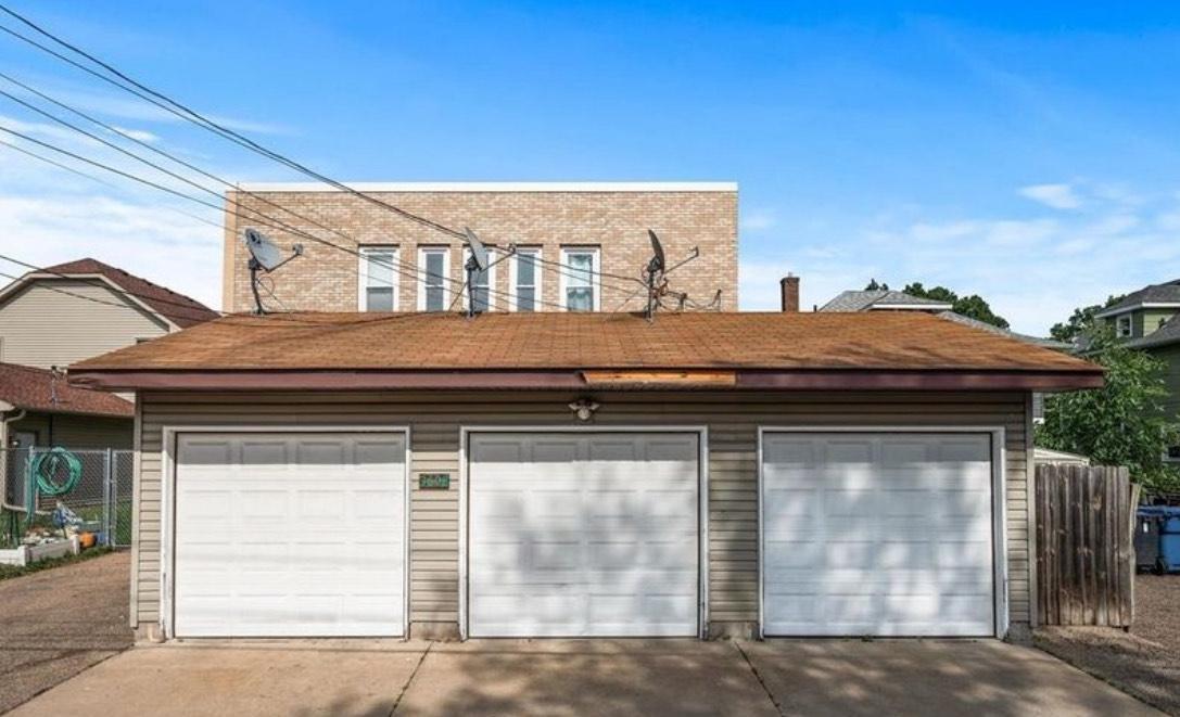 Property Photo: 3608 Park Avenue 102 MN 55407