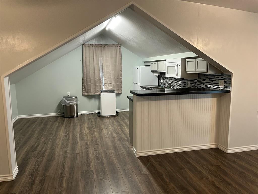 Property Photo: 2384 County Road 2118 TX 75402