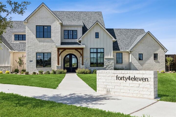 Property Photo: 4411 Tea Olive Trail TX 76065