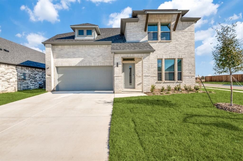 Property Photo: 151 Lost Maples Way TX 75165