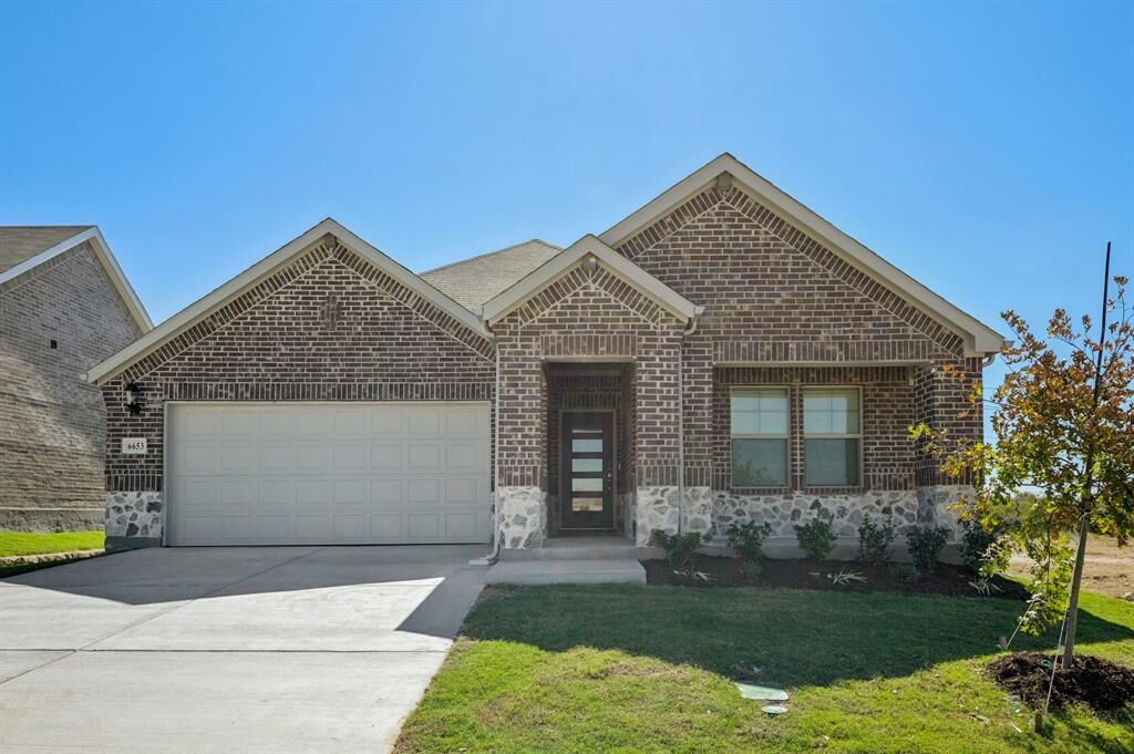 Photo de la propriété:  6653 Valley Lake Lane  TX 76036 