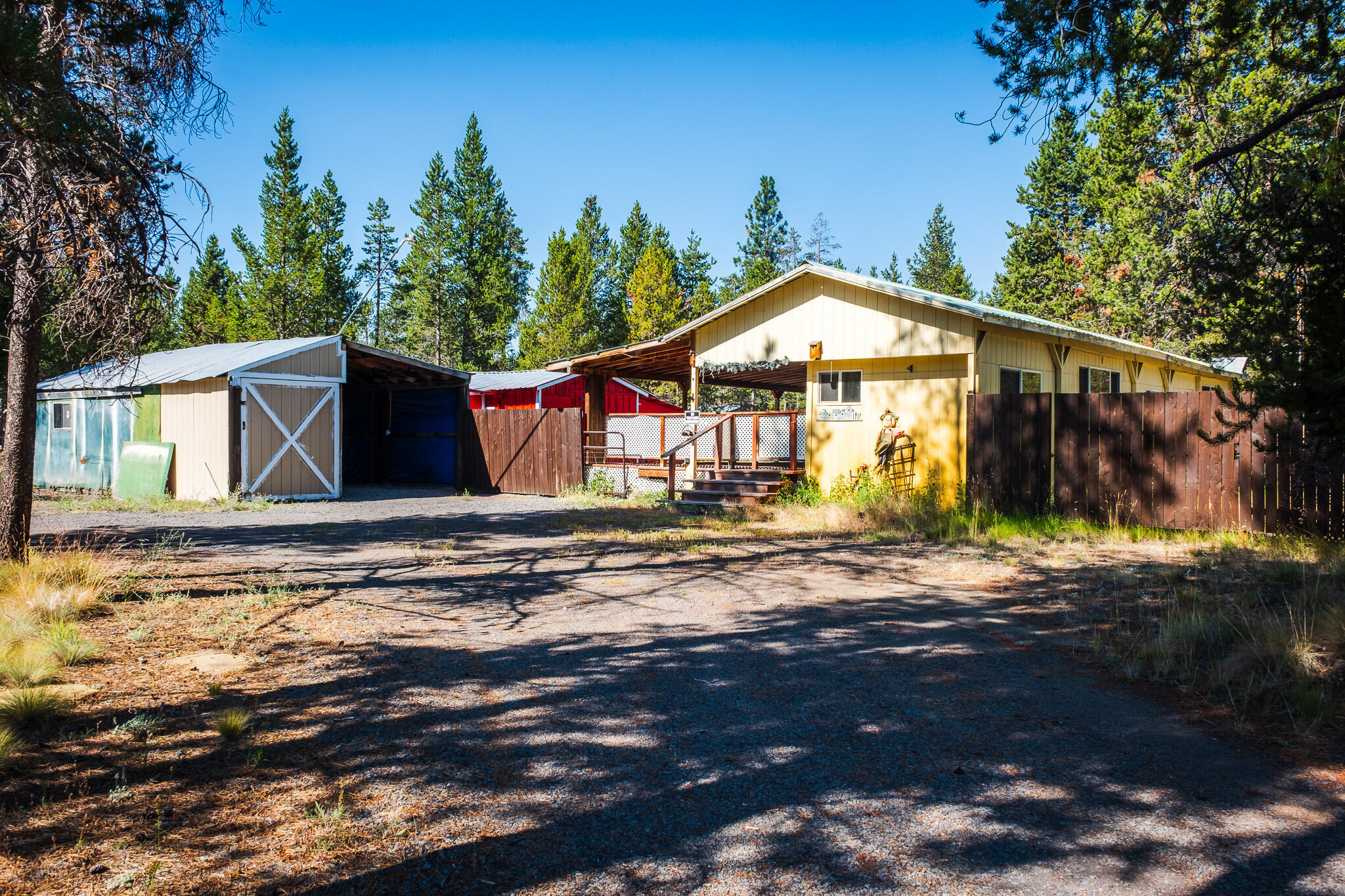Property Photo: 52195 Elderberry Lane OR 97739