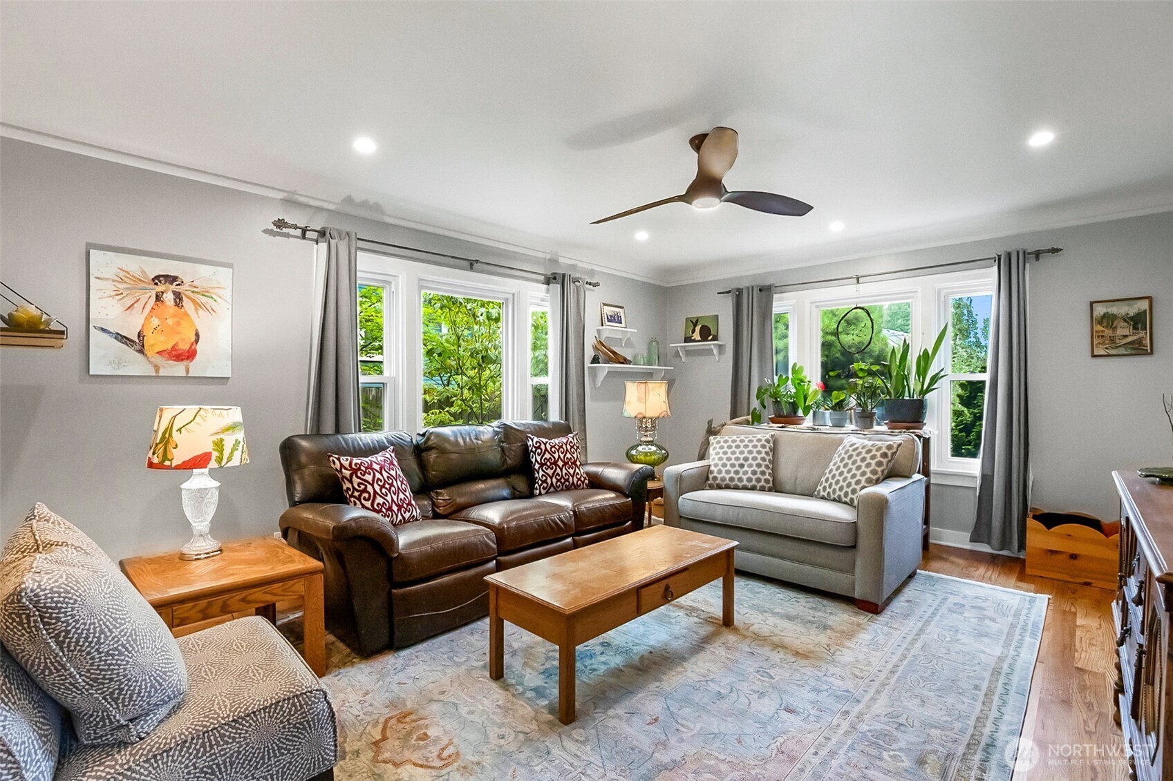 Property Photo:  5008  50th Avenue SW  WA 98136 