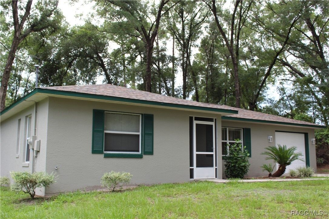 Property Photo: 3880 S Floral Terrace FL 34452