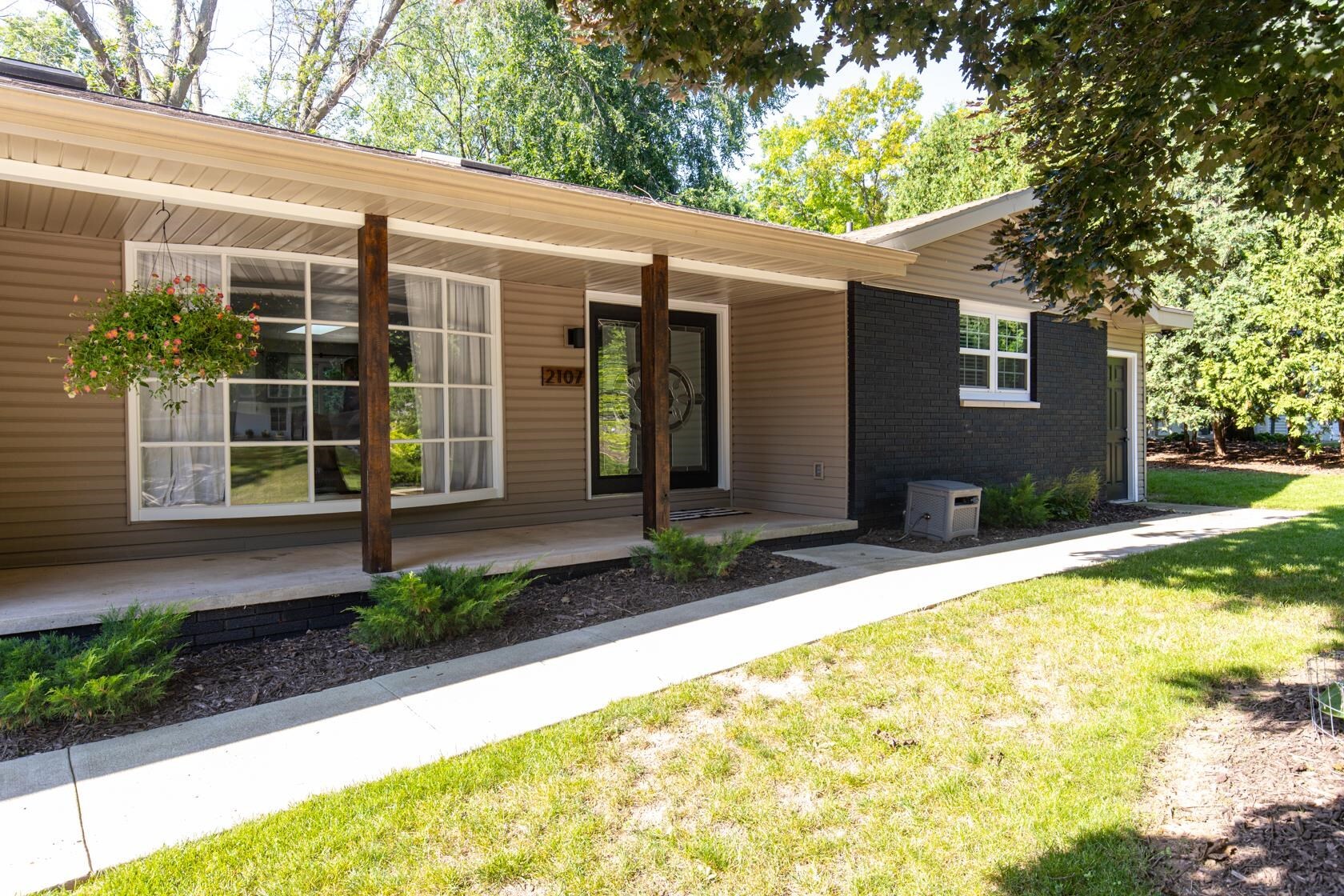 Property Photo: 2107 Riverside Drive WI 54130