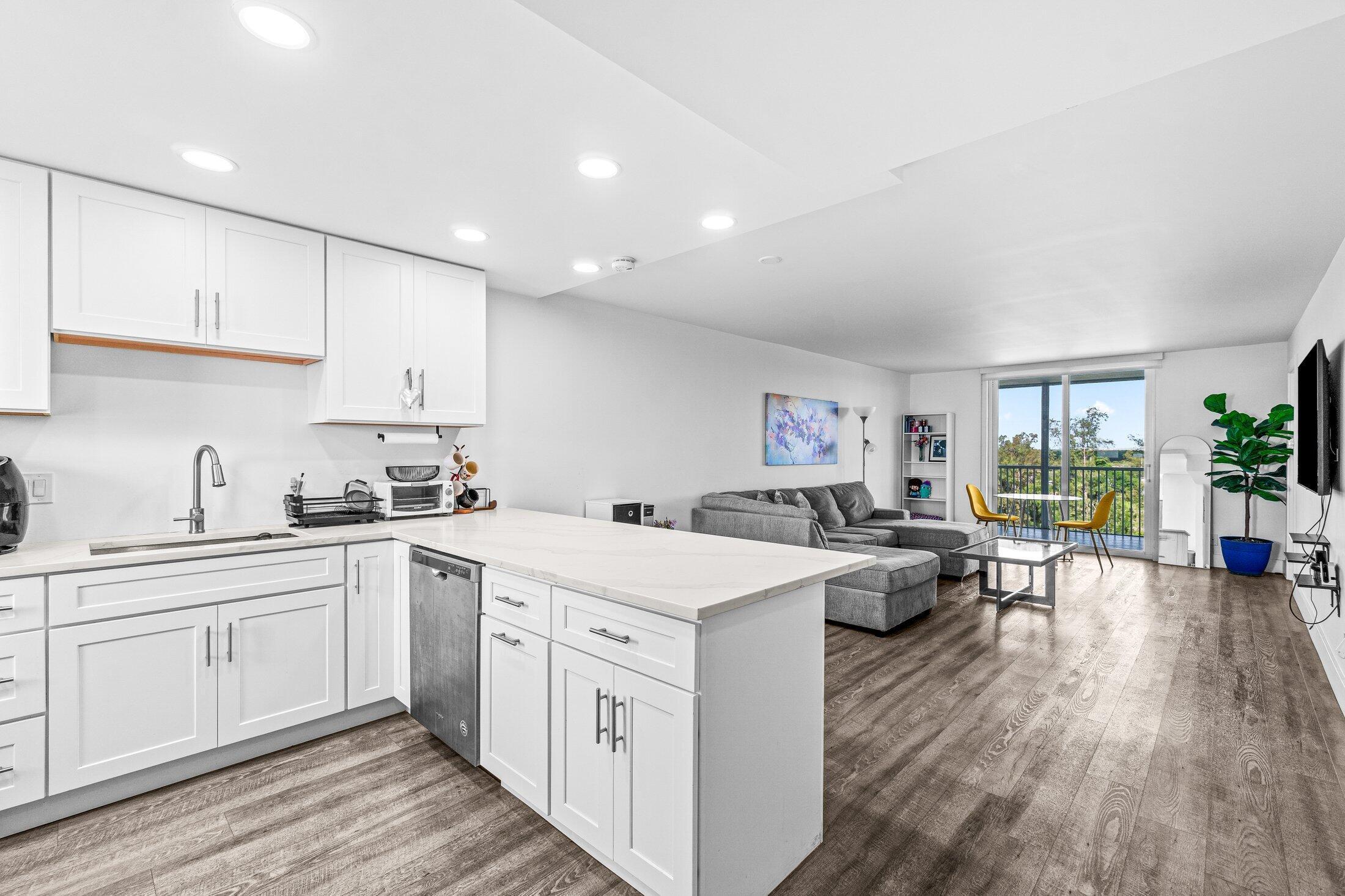 Property Photo: 5961 NW 2nd Avenue Ph-E FL 33487