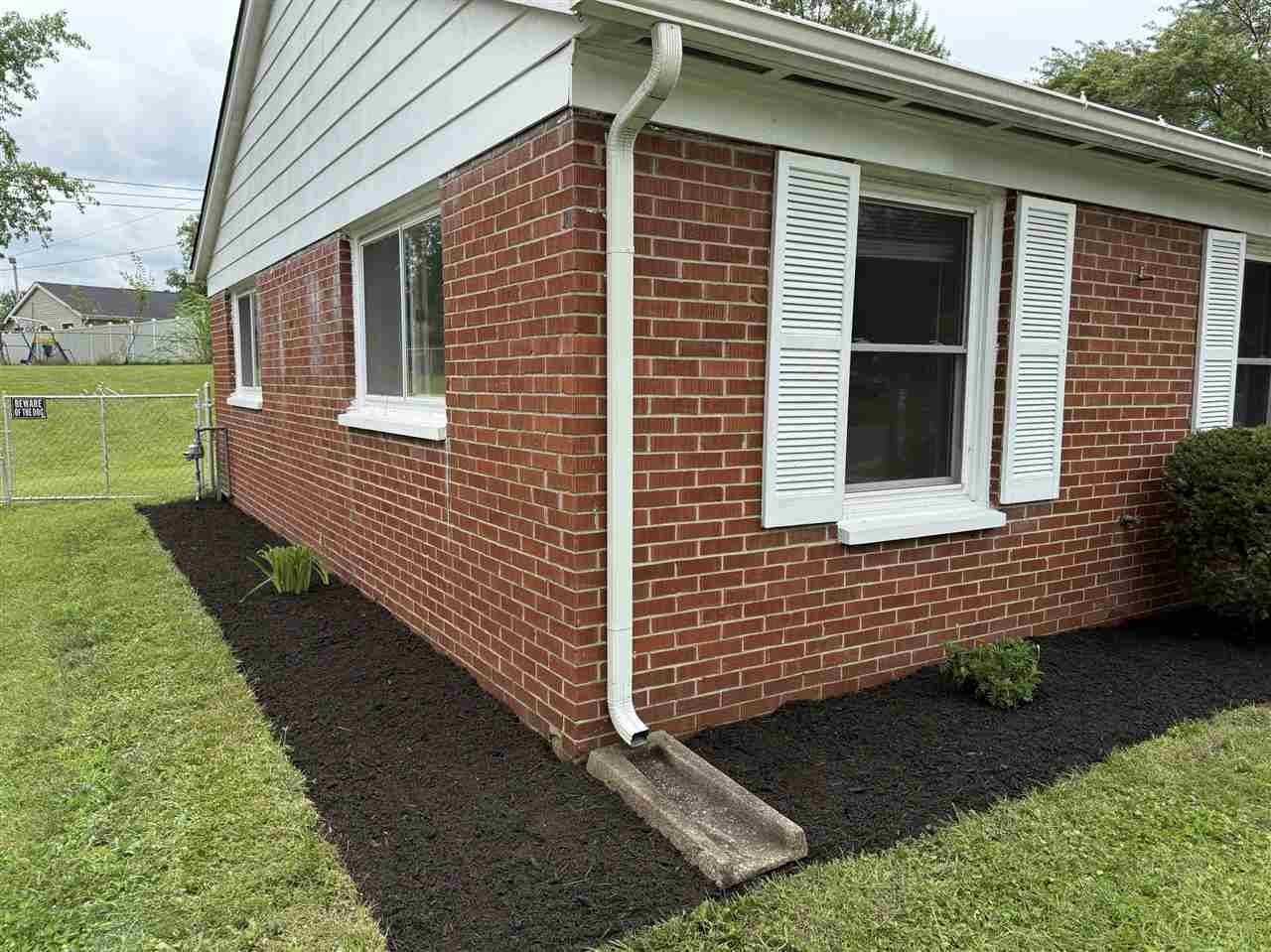 Property Photo:  1836 Valley Drive  IN 47374 