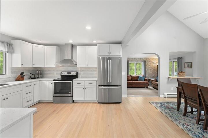 Property Photo: 4720 S County Trail RI 02813