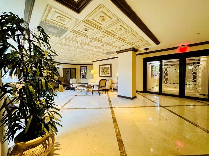 Property Photo: 18181 NE 31st Ct Ph03 FL 33160
