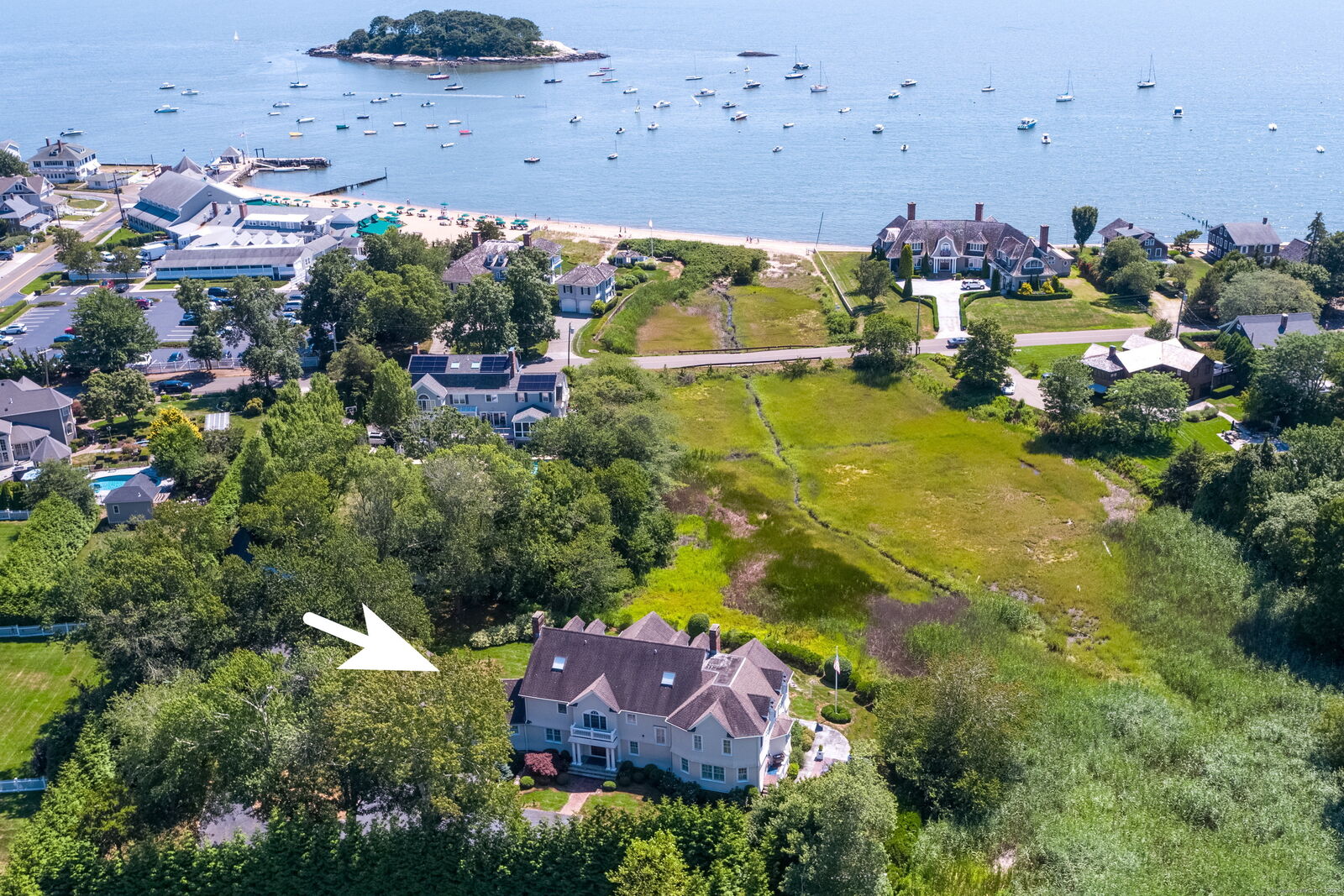 Property Photo: 10 Middle Beach Road West CT 06443