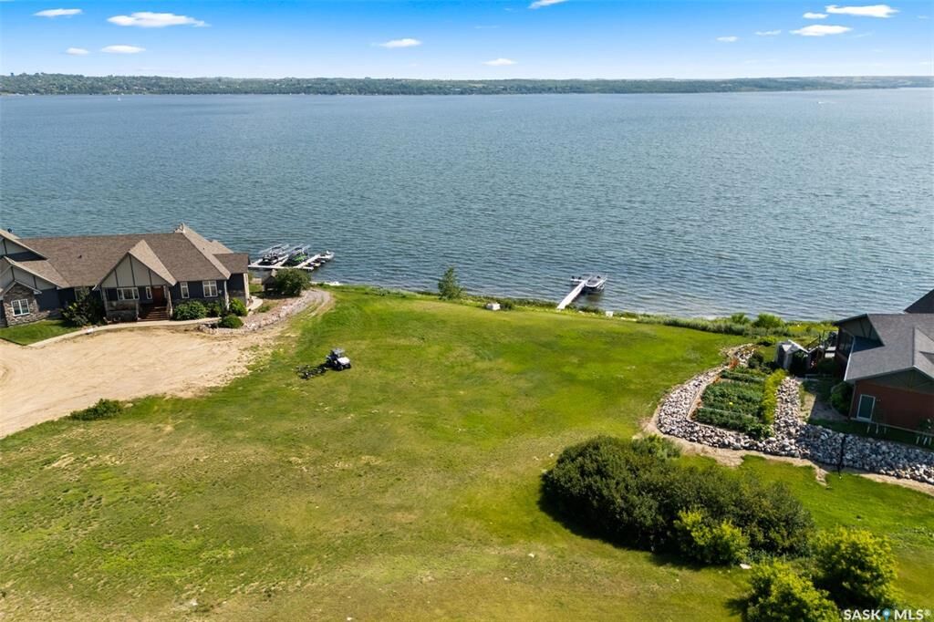 Property Photo:  3 Kiiswa Point  SK S0G 4L0 