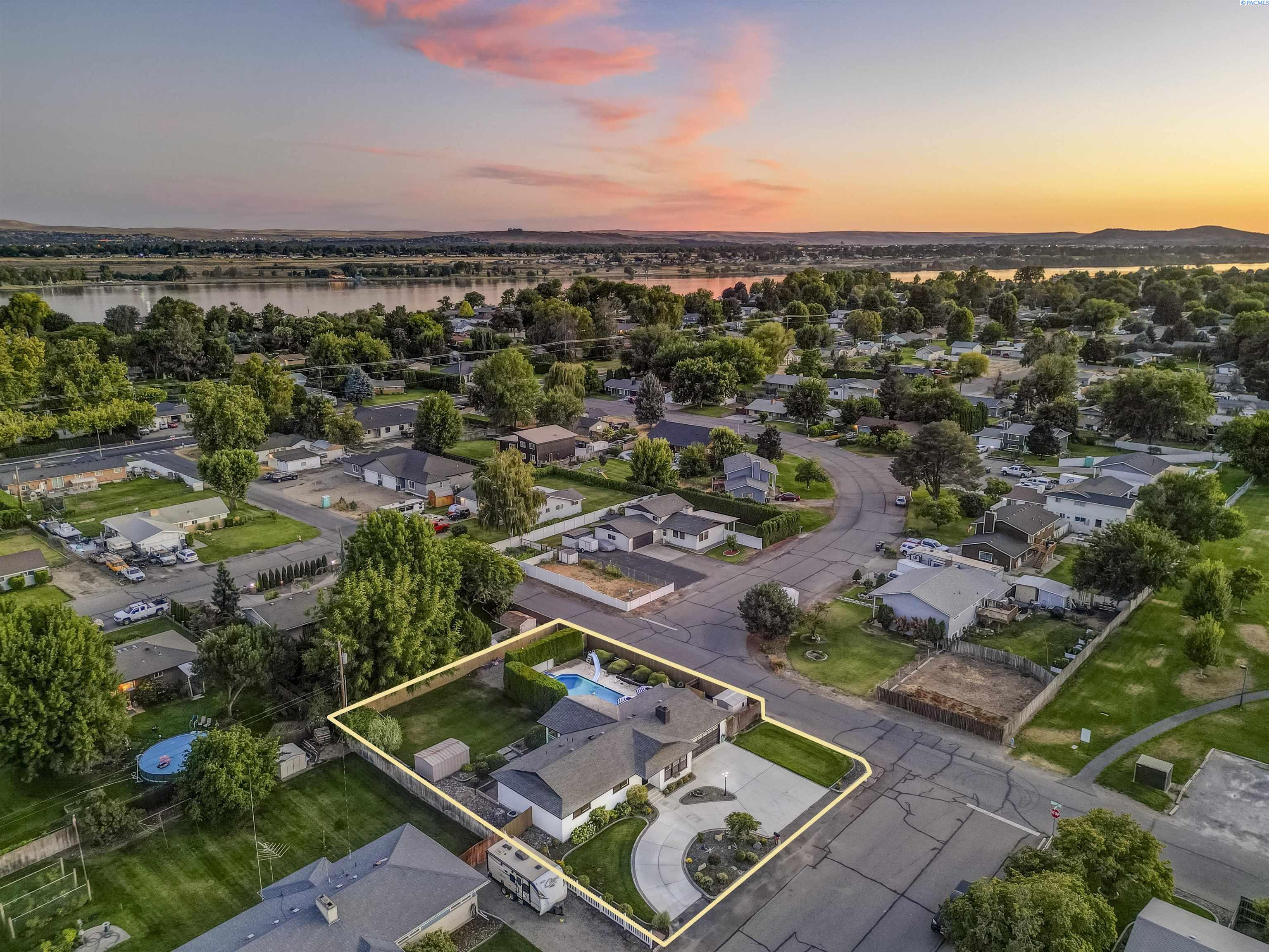 4120 W Park Street  Pasco WA 99301 photo
