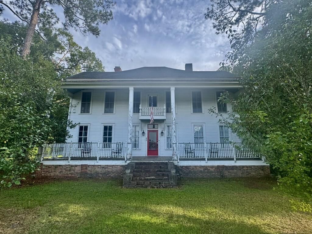 Property Photo:  530 SE 6th Street  GA 39828 