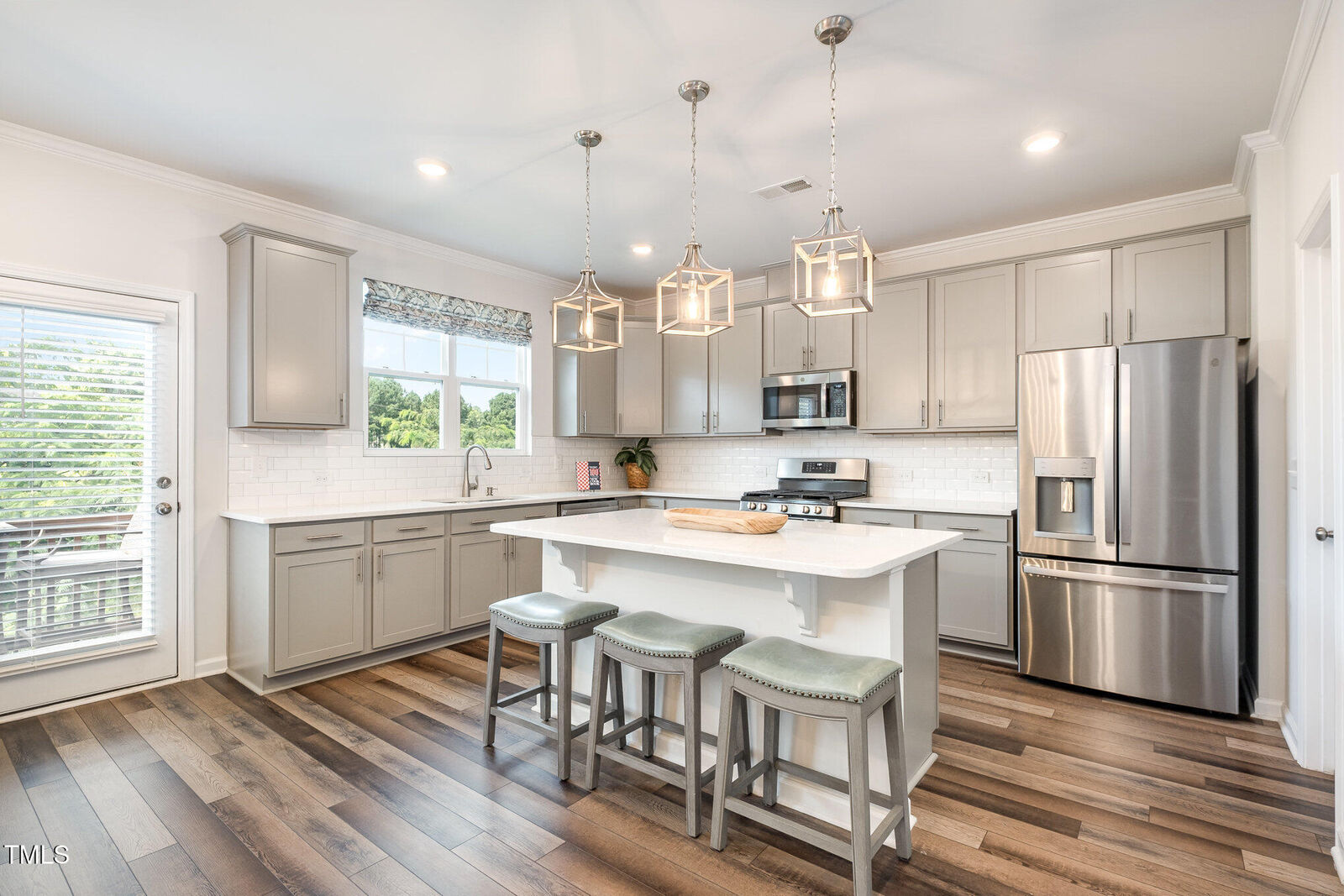 Property Photo: 1053 Shoreside Drive NC 27713