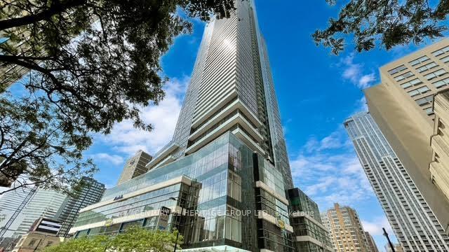 Photo de la propriété: 386 Yonge Street 2312 ON M5B 0A5