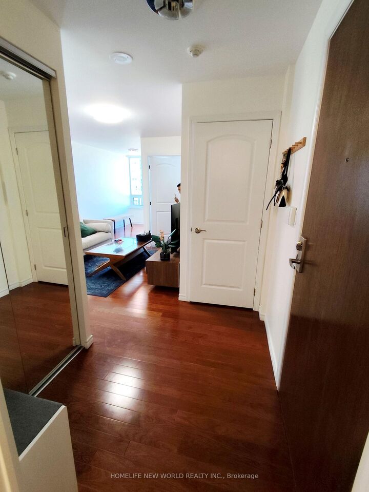 Property Photo:  35 Hollywood Avenue 619  ON M2N 0A9 