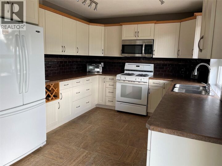 Property Photo: 5801 35 Street Northeast BC V1E 2B3