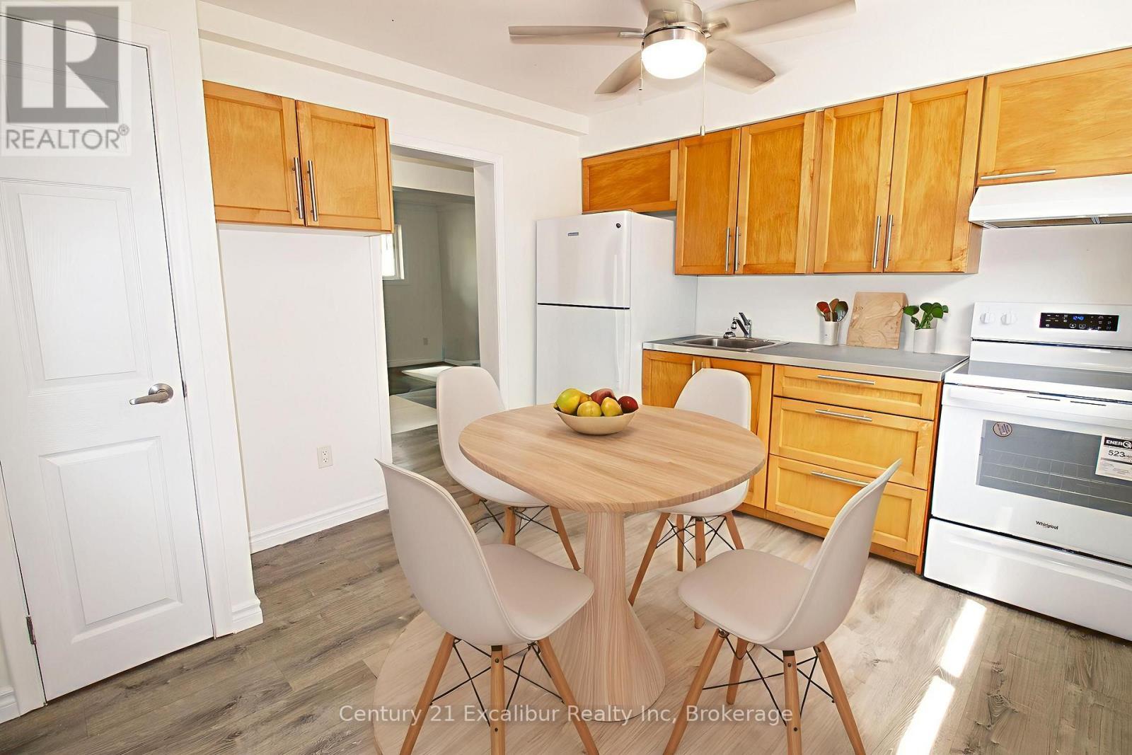 Photo de la propriété: 360 Queen Street East 8 ON N1M 1T4