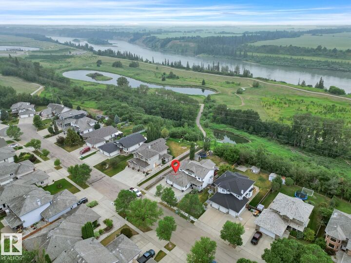 Property Photo: 436 Riverpark Drive AB T8L 4J7