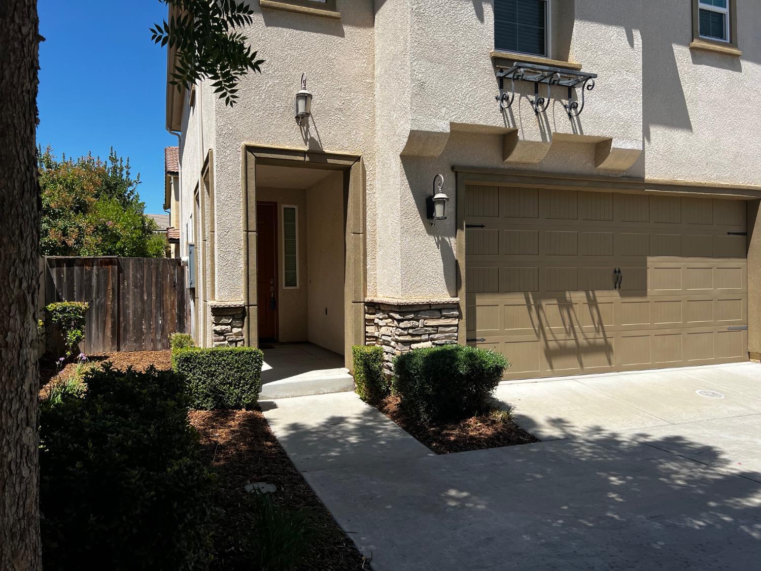 Property Photo:  7037 N Creative Drive  CA 93711 