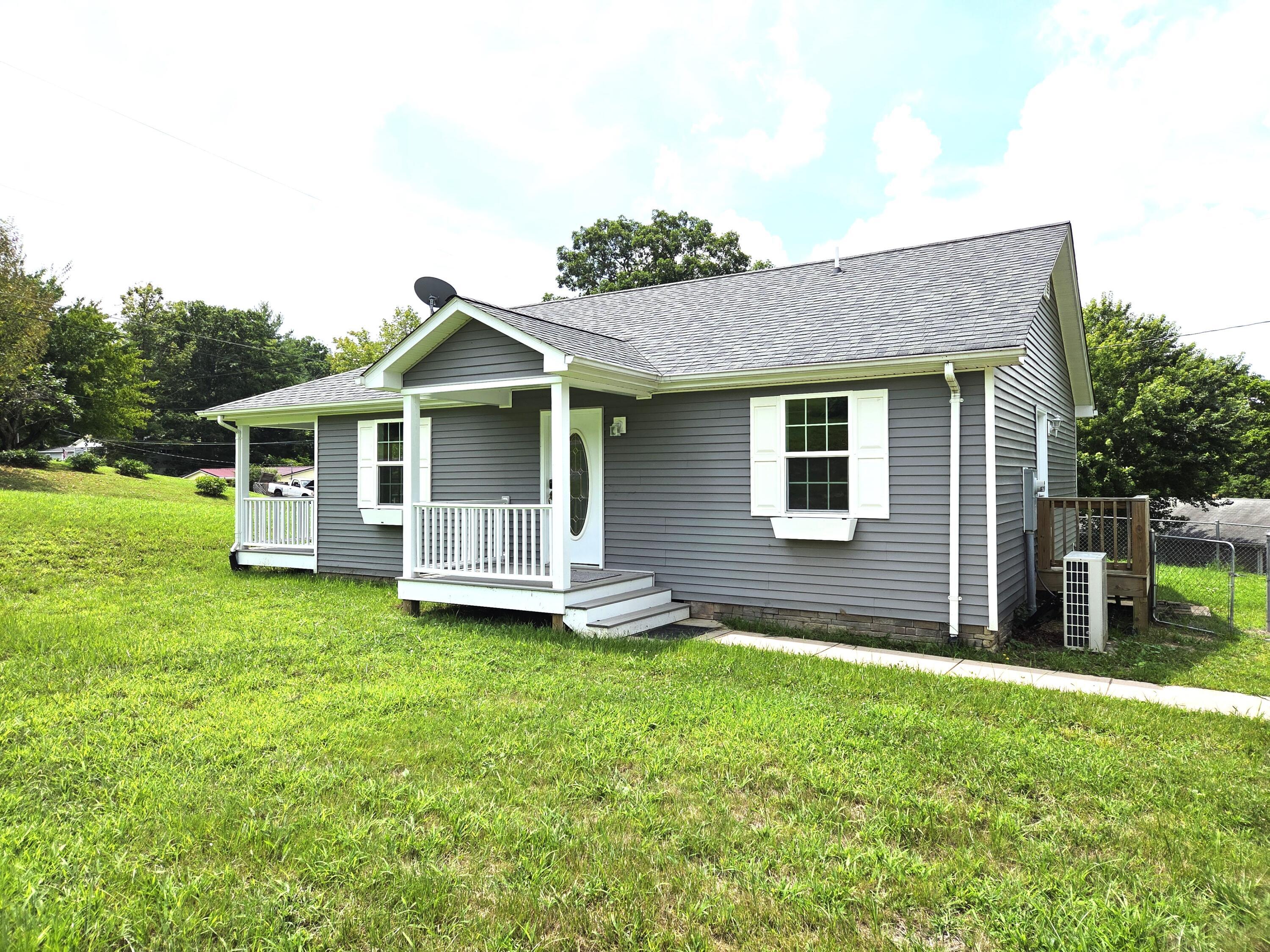 Property Photo:  15 Hemlock St  WV 24963 