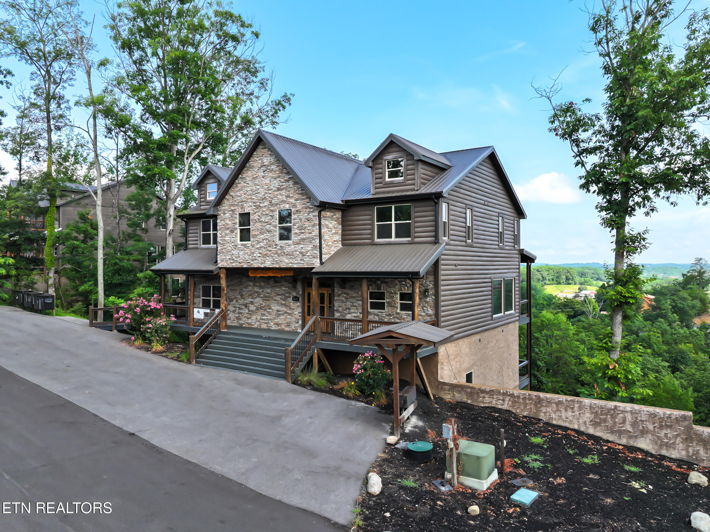 Property Photo: 1114 Woodland Trek Lane TN 37876