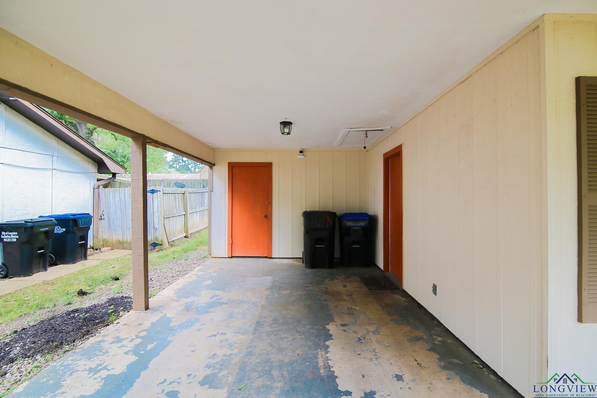 Property Photo:  1216 America Dr  TX 75604 
