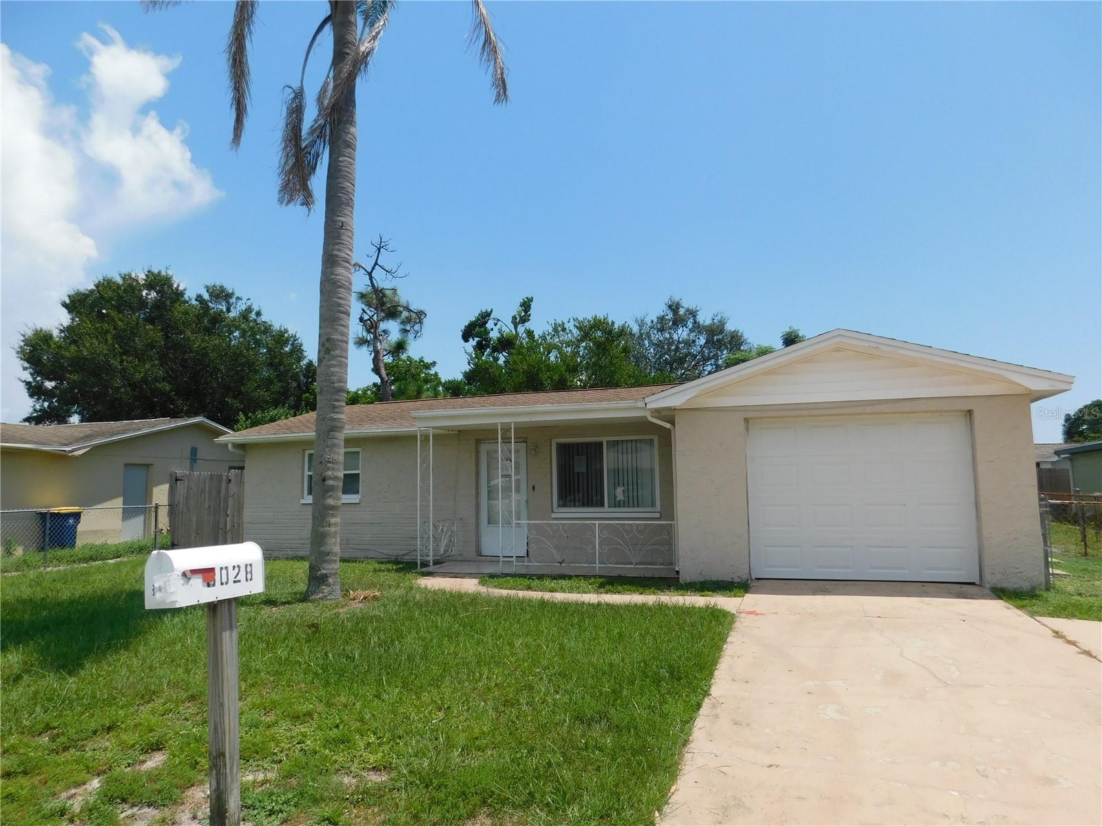 Property Photo: 3028 Fairmount Drive FL 34691