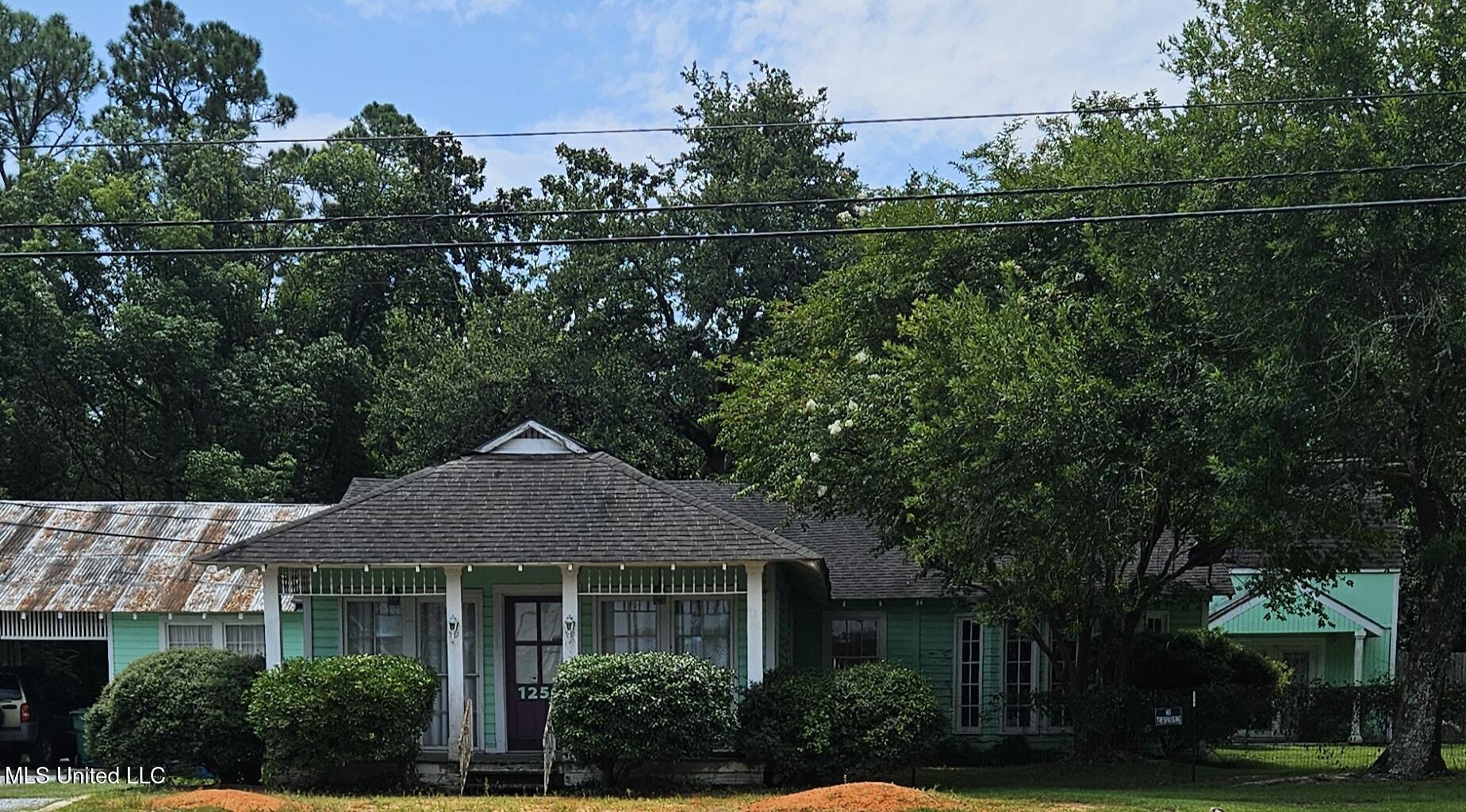Property Photo:  1250 Old Spanish Trail Trail  MS 39520 