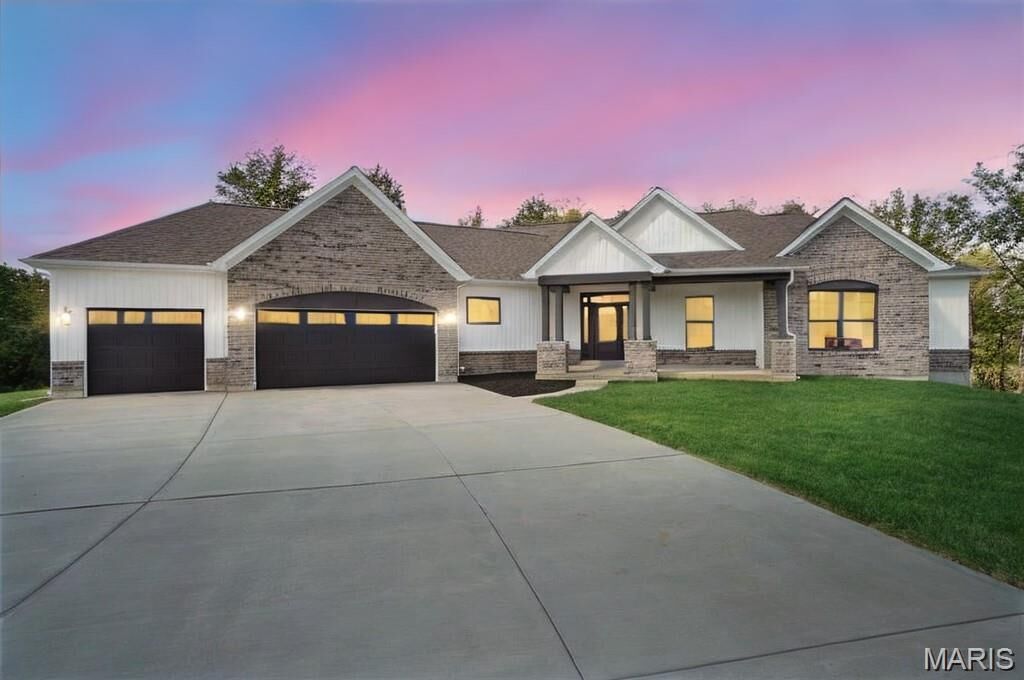 Property Photo:  5 Schaper Farms Court  MO 63348 