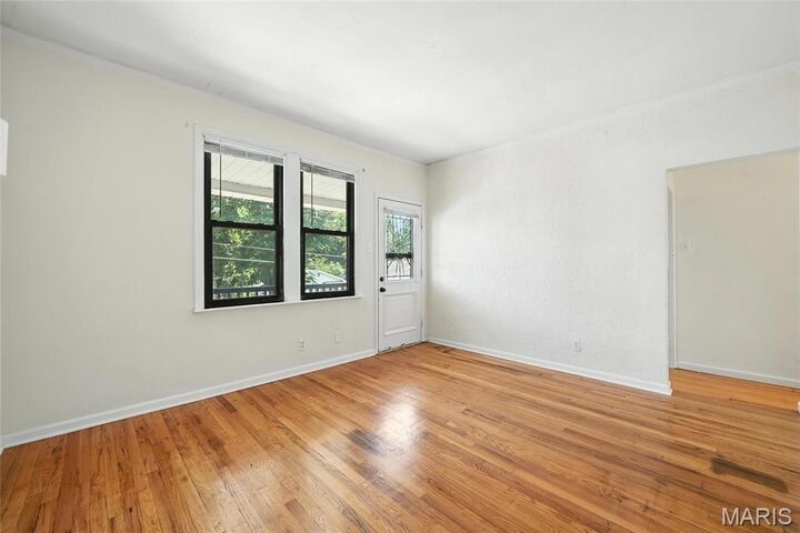 Property Photo:  4010 Schiller Pl  MO 63116 