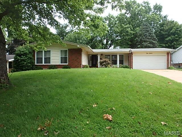 Property Photo:  990 Saddle Drive  MO 63033 
