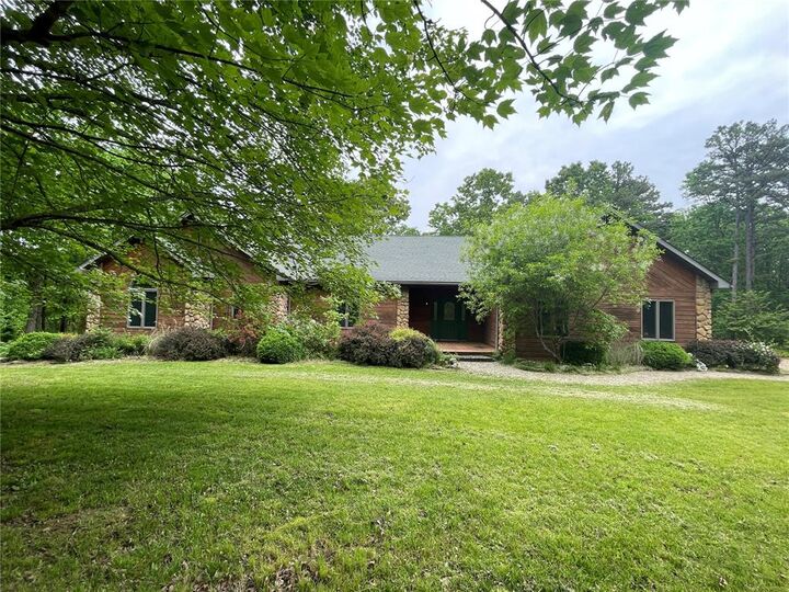 Property Photo: 10925 Highway 63 MO 65542