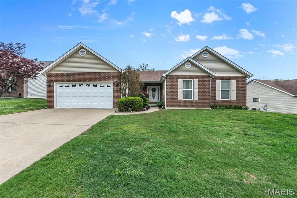 Property Photo:  2600 Cobblestone Court  MO 63701 