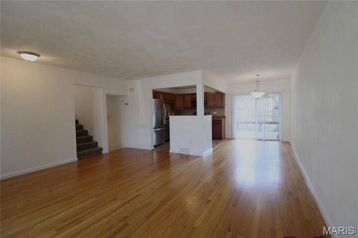 Property Photo: 3304 Wilshire Drive IL 62040