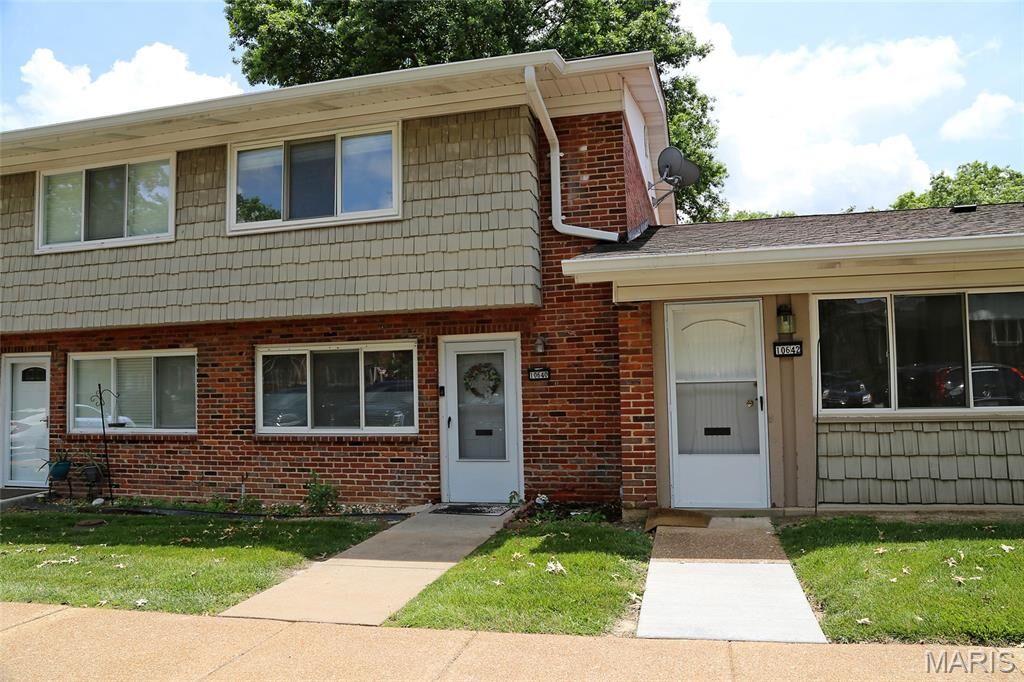 Property Photo: 10640 Carroll Wood Way MO 63128