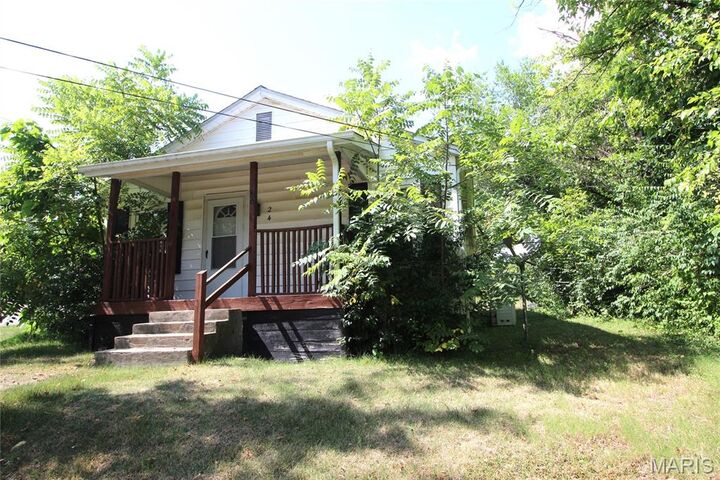 Property Photo: 24 Wood Street MO 63601