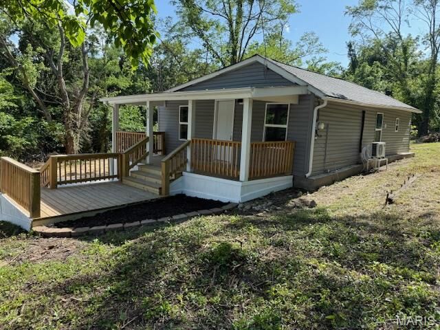 Property Photo: 415 Hickory Street MO 63077