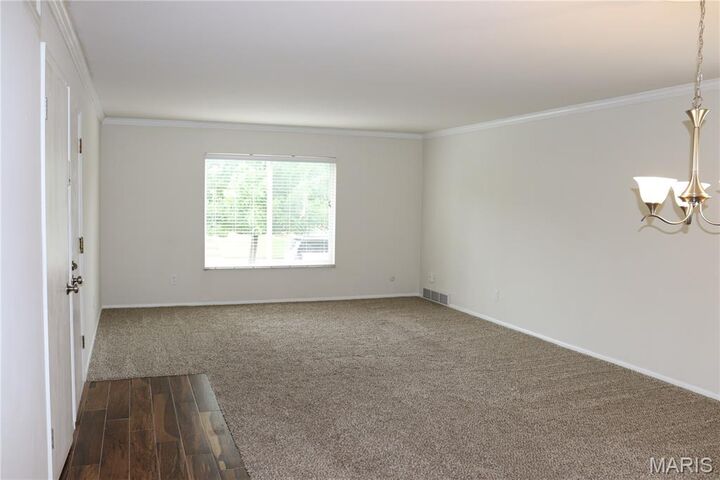 Property Photo: 12574 Chardin Place 1 MO 63128