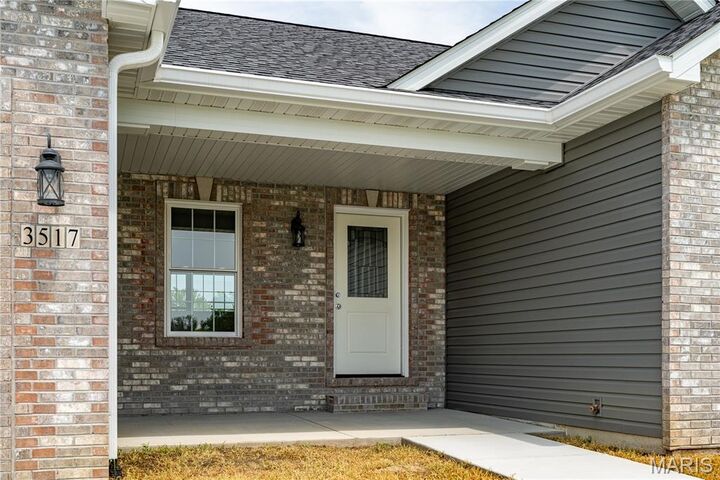 Property Photo: 3517 Cardinal Crossing Boulevard IL 62040